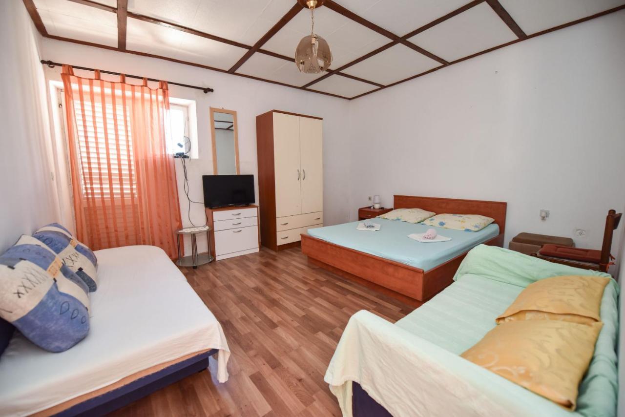 Holiday House With A Parking Space Kustici, Pag - 14438 Zubovići Esterno foto